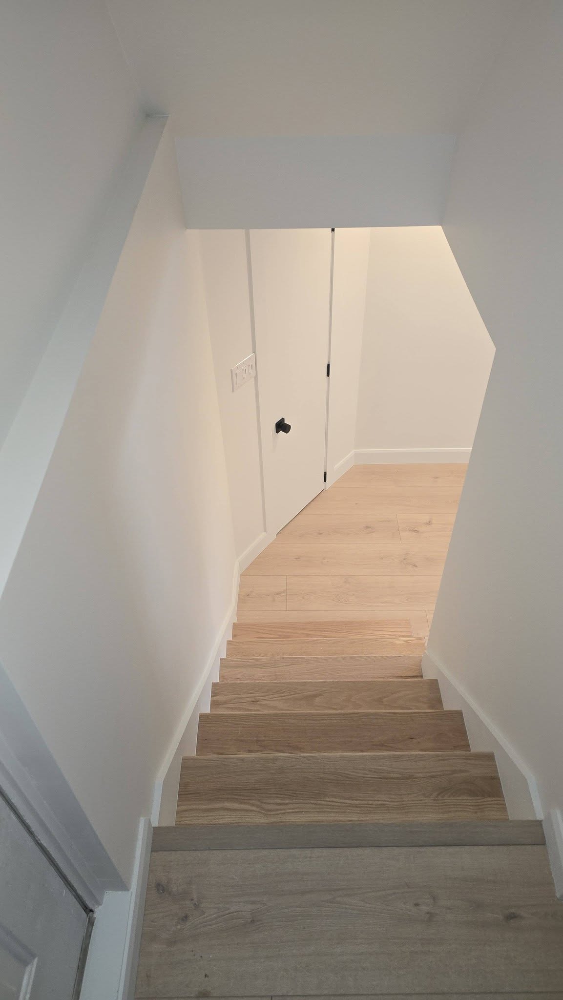 Escalier sous-sol vue du haut